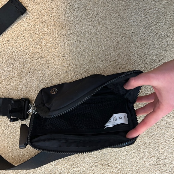 lululemon athletica Black Belt Bag - Picture 3 of 4